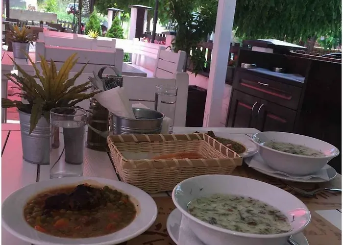 ゲストハウス Bukor Shtepi